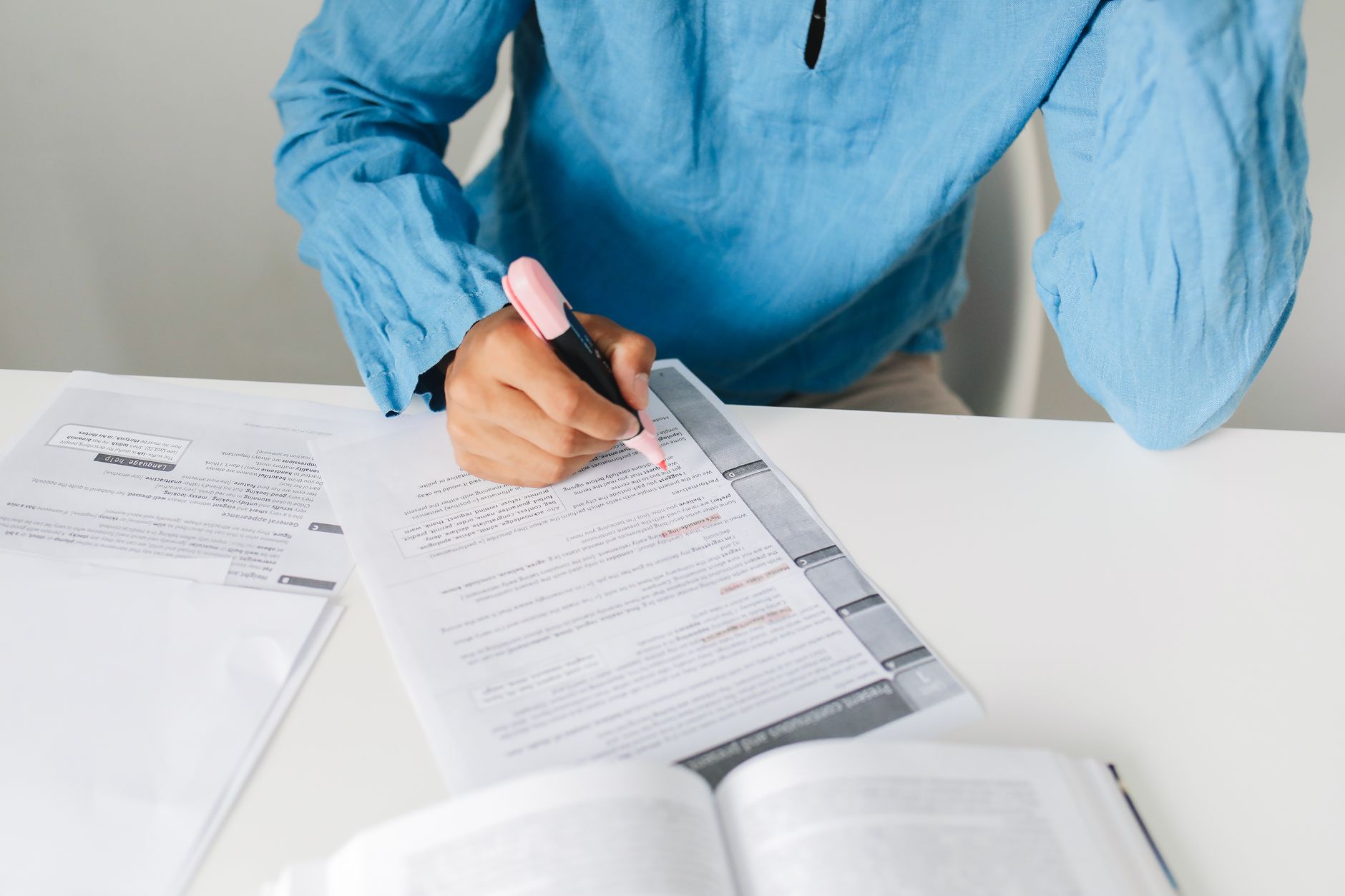 Reviewing a nursing program admissions page for its HESI A2 cutoff
